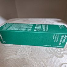 이니스프리 그린티 밀크 보습 에센스는 슈퍼 그린티™와 그린티 세라마이드를 담은 리포좀 기술로 모공보다 2,274배 작은 마이크로 캡슐 포뮬러를 구현했습니다. 바르자마자 3초 후 보습력 1,168% 상승으로 속건조를 빠르게 개선하고 무너진 장벽을 탄탄히 케어합니다. 메이크업 밀착력을 높여주는 신개념 밀키 텍스처로 속부터 차오르는 수분광을 선사합니다.