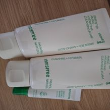 클렌징 후에도 속당김 없는 촉촉하게, 부드럽고 풍성한 아미노 거품으로 노폐물을 말끔히 제거하고 피부 유수분 밸런스 케어하는 클렌징 유목민의 정착템 이니스프리 대표 폼 클렌저 이니스프리 그린티 아미노 수분 폼 클렌징 대용량